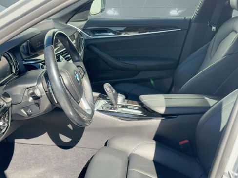 Used 2019 BMW 530i image 4