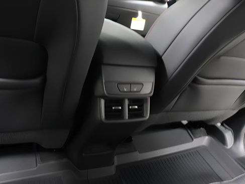 New 2026 Chevrolet Equinox RS w/ Convenience Package III FWD image 24