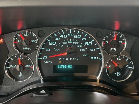 Used 2024 GMC Savana 2500 w/ Driver Convenience Package image 24
