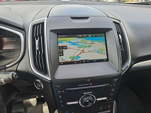 Used 2015 Ford Edge Titanium w/ Equipment Group 301A FWD image 13