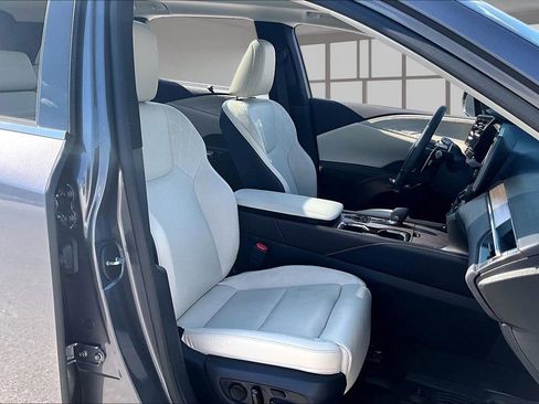 Used 2023 Lexus RX 350 FWD w/ Cold Area Package image 28