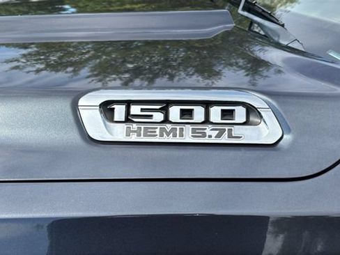 Used 2019 RAM 1500 Laramie AWD/4WD image 41