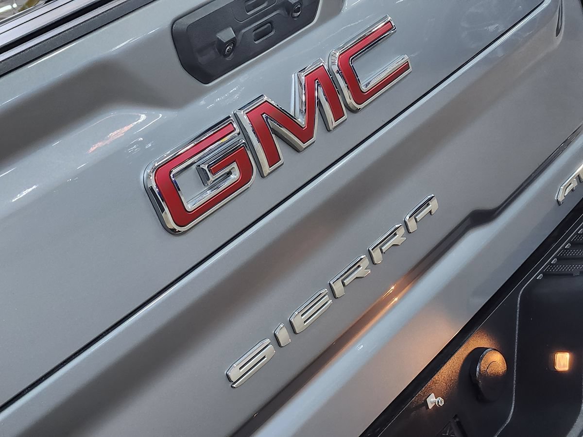 Used 2024 GMC Sierra 2500 AT4 w/ AT4 Premium Plus Package AWD/4WD image 21