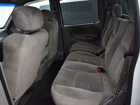 Used 2001 Ford F150 XLT AWD/4WD image 15