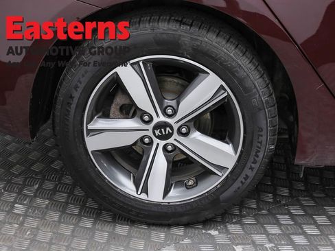 Used 2018 Kia Forte LX w/ LX Popular Package image 30