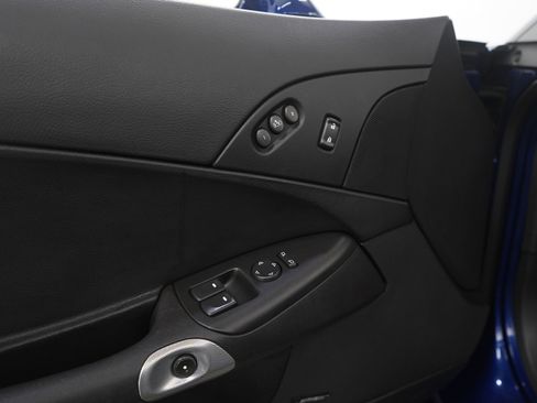 Used 2005 Chevrolet Corvette Convertible w/ Preferred Equipment Group image 13