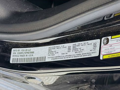 Used 2023 RAM 1500 Laramie image 34