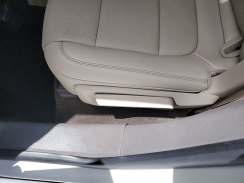 Used 2022 Lincoln Corsair AWD w/ Premium Package image 13
