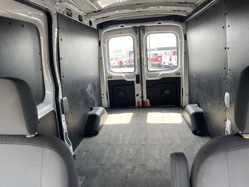 Used 2020 Ford Transit 250 Medium Roof AWD w/ Interior Upgrade Package image 10