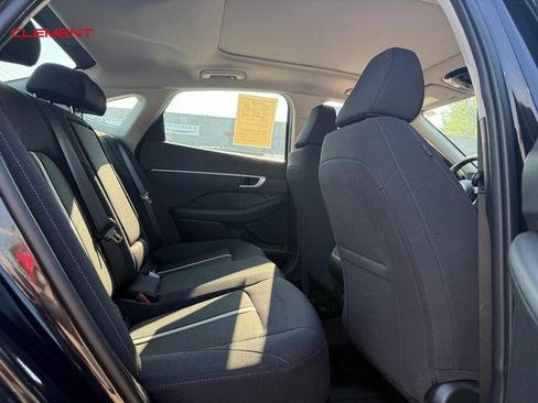 Used 2025 Hyundai Sonata SEL FWD image 12