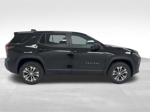 New 2026 Chevrolet Equinox LT w/ Convenience Package II AWD/4WD image 21