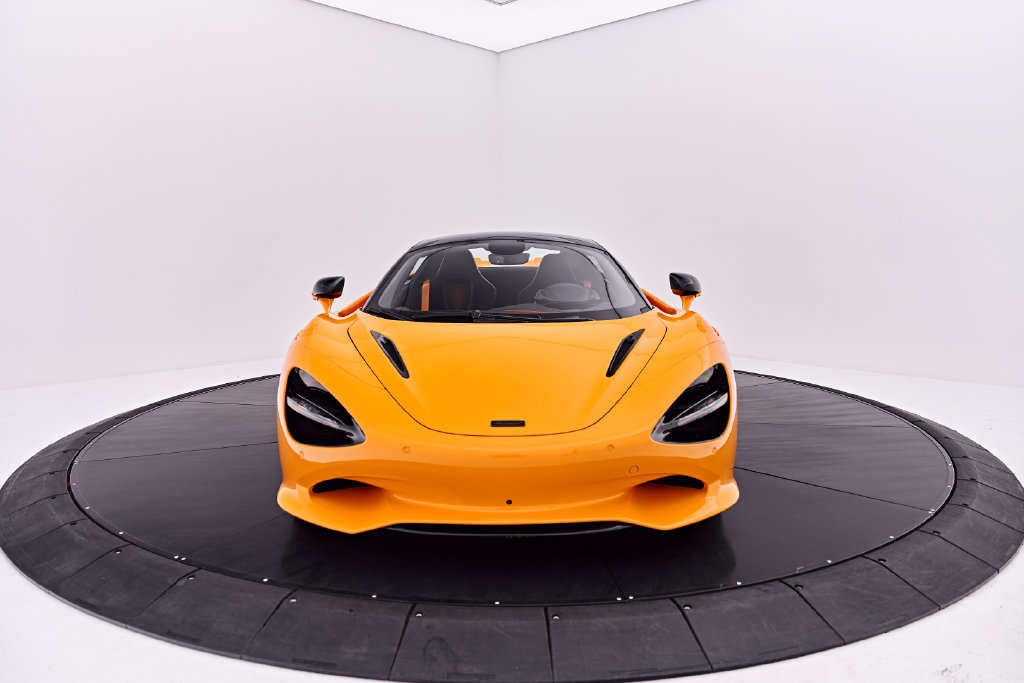 Used 2025 McLaren 750S Spider RWD image 21