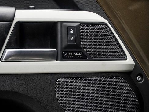 Used 2022 Land Rover Defender 110 XS Edition image 32