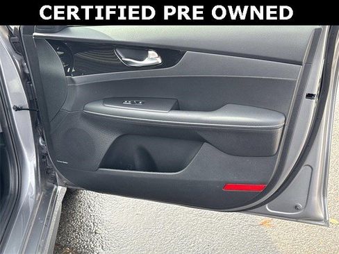 Used 2024 Kia Forte GT-Line w/ GT-Line Premium Package image 8