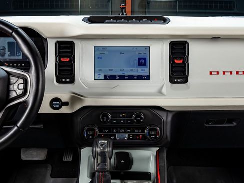 Used 2023 Ford Bronco Heritage Edition AWD/4WD image 22