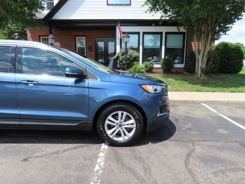 Used 2019 Ford Edge SEL w/ Equipment Group 201A FWD image 10