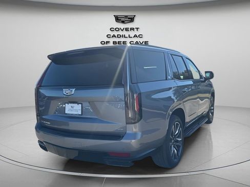 Certified 2022 Cadillac Escalade Sport Platinum image 9