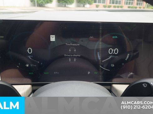 Used 2025 Hyundai Sonata Limited FWD image 32