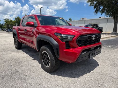 Used 2024 Toyota Tacoma TRD Off-Road AWD/4WD image 9
