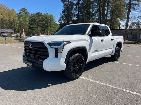Used 2026 Toyota Tundra SR5 AWD/4WD image 2