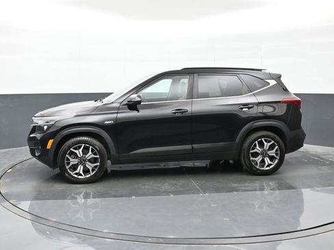 Used 2021 Kia Seltos EX image 9