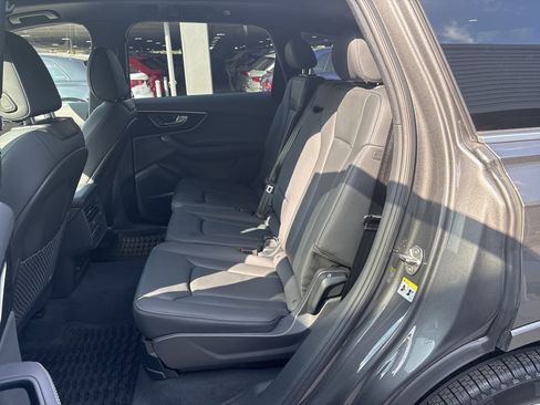 Certified 2025 Audi Q7 3.0T Premium Plus w/ Premium Plus Package image 14