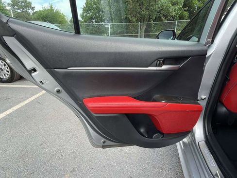 Used 2023 Toyota Camry XSE FWD image 15