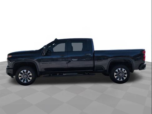 Certified 2024 Chevrolet Silverado 2500 Custom w/ Custom Value Package image 9