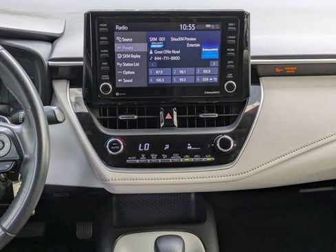 Used 2022 Toyota Corolla SE image 17