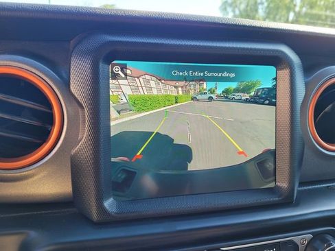 Certified 2023 Jeep Gladiator Mojave w/ Cold Weather Group AWD/4WD image 20