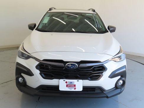 Used 2025 Subaru Crosstrek 2.5i Limited w/ Crosstrek Mirror Package image 11