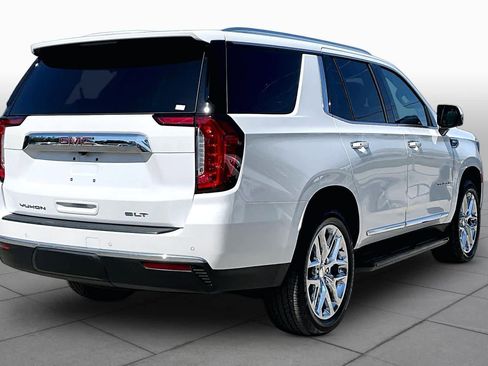 Used 2024 GMC Yukon SLT w/ SLT Luxury Package AWD/4WD image 13