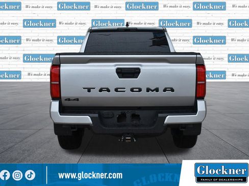 Used 2025 Toyota Tacoma TRD Sport AWD/4WD image 7