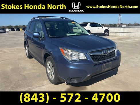 Used 2015 Subaru Forester 2.5i Premium w/ All-Weather Package image 4