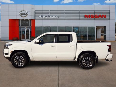 New 2026 Nissan Frontier SV w/ Tow Package image 3