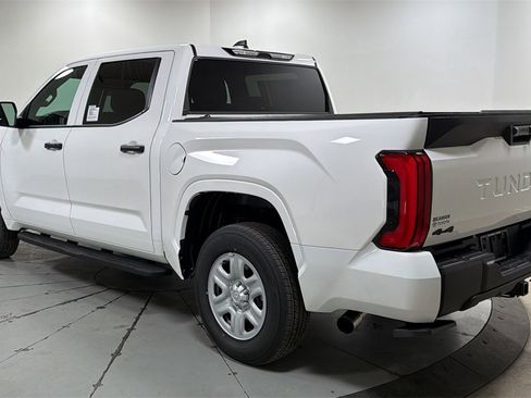 New 2026 Toyota Tundra SR image 7