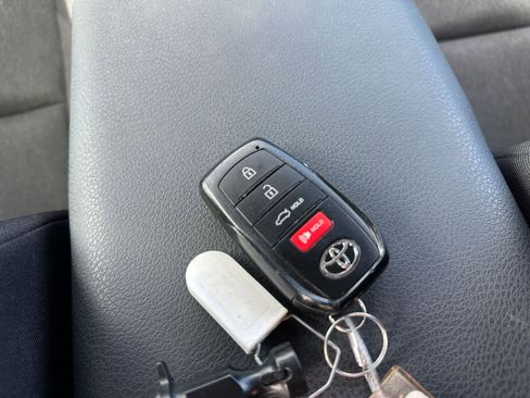 Used 2025 Toyota Camry LE image 22