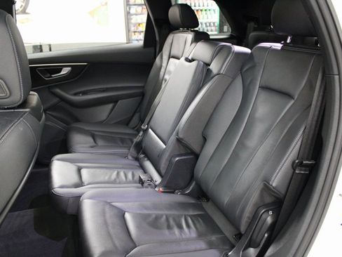 Used 2025 Audi Q7 2.0T Premium w/ Convenience Package image 23