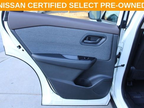 Certified 2022 Nissan Rogue S image 24