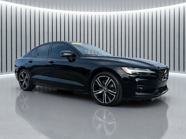 Used 2022 Volvo S60 B5 R-Design w/ Advanced Package AWD/4WD image 2