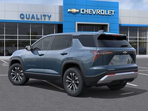 New 2027 Chevrolet Equinox LT w/ Convenience Package II FWD image 3