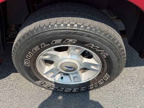Used 2004 Ford Explorer Sport Trac XLT AWD/4WD image 18