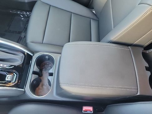New 2026 GMC Canyon Elevation w/ Convenience Package RWD image 17