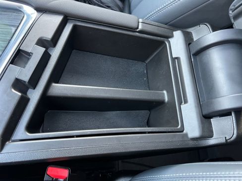 Used 2024 Buick Enclave Essence w/ Experience Buick Package image 20