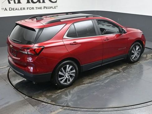 Used 2024 Chevrolet Equinox LT image 40