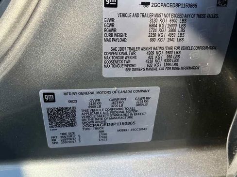 Used 2023 Chevrolet Silverado 1500 LT image 7