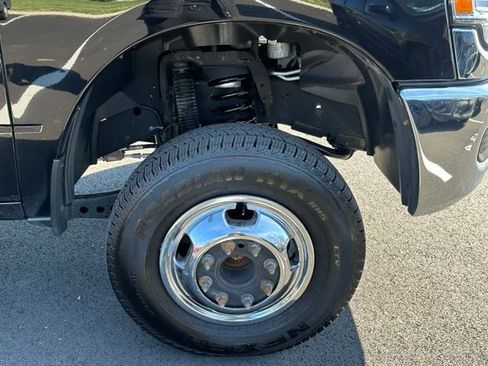 Used 2024 RAM 3500 Tradesman w/ Chrome Appearance Group image 15