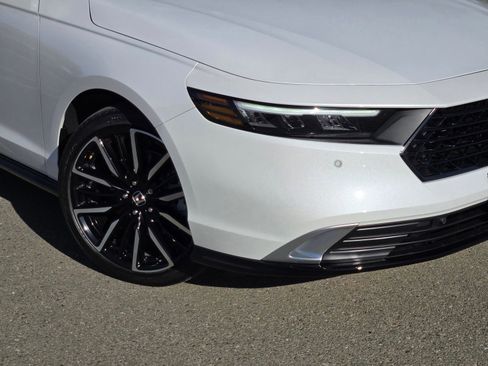 New 2026 Honda Accord Touring image 9