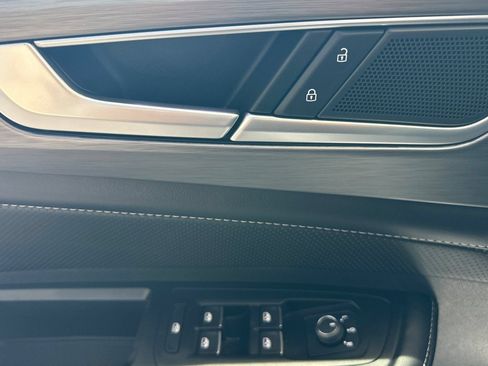 New 2026 Volkswagen Atlas Cross Sport SE AWD/4WD image 9