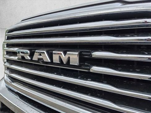 Used 2020 RAM 2500 Limited AWD/4WD image 12